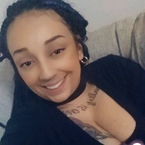 Meet your Posher, Samone